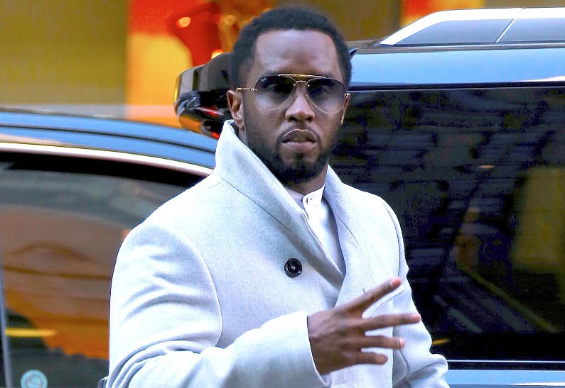 Пи Дидди обвинили в попытке повлиять на присяжных через своих детей 