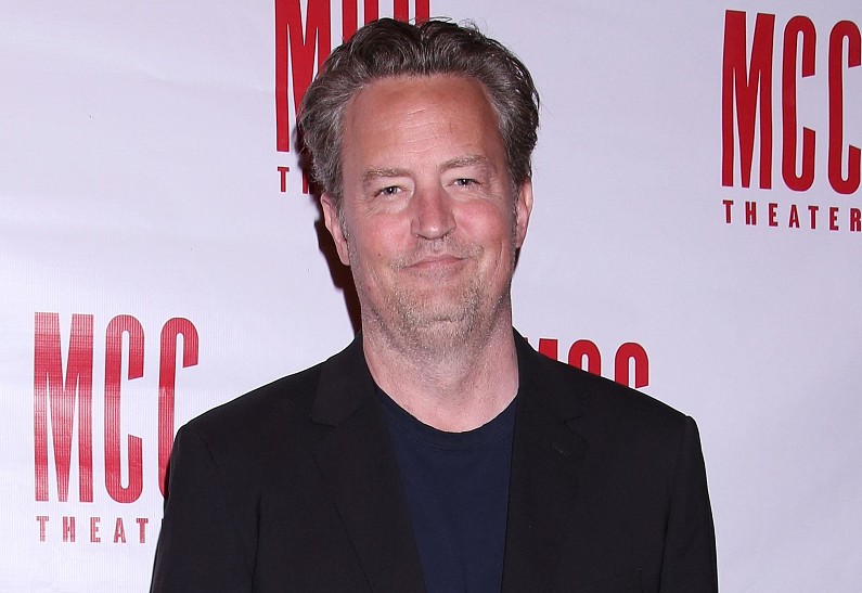 Новая хозяйка дома Мэттью Перри сохранит бассейн, в котором нашли тело актера 