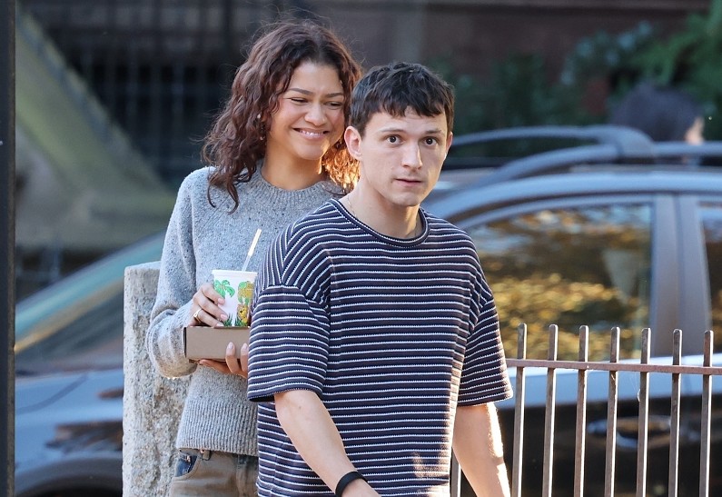 Том Холланд поделился редкими кадрами свидания с Зендеей. Фото!