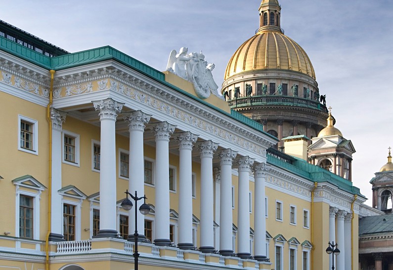 «Диалоги в Доме со львами. Искусство жить» в Four Seasons Hotel Lion Palace St. Petersburg