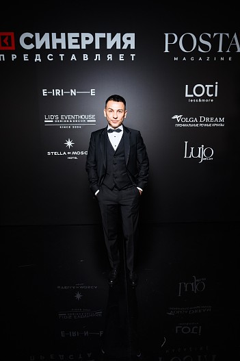 Денис Завазальский (Alena Akhmadullina)