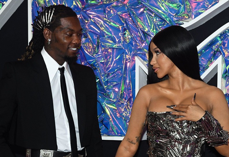 Cardi B и ее бывший муж Offset воссоединились, чтобы отпраздновать его 33-й день рождения