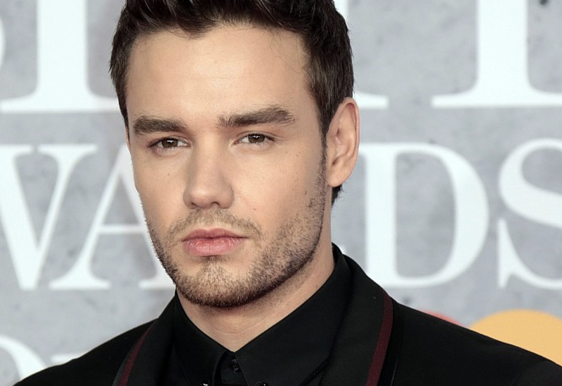 Возлюбленная Лиама Пейна рассказала, как отметила без него Рождество