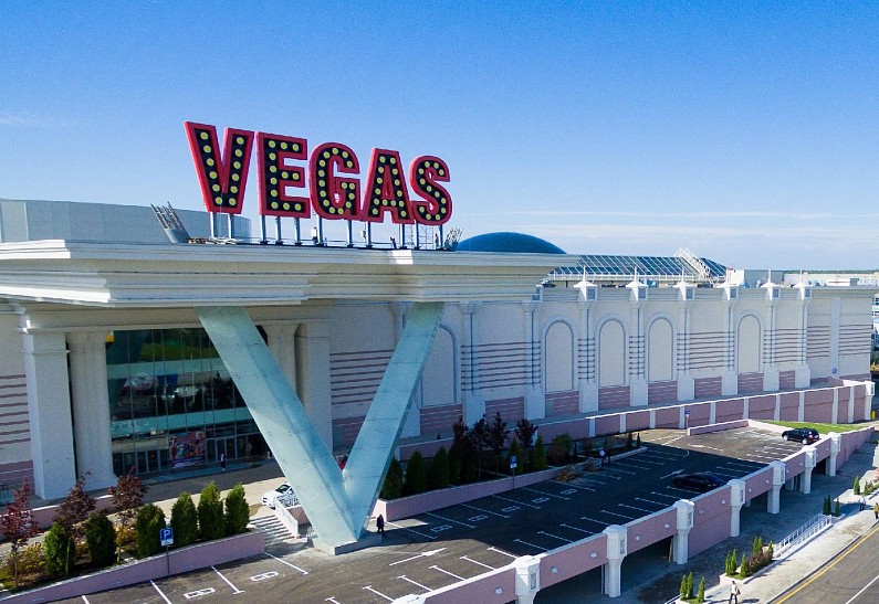 «Крокус Сток» объявляет новогодний SALE