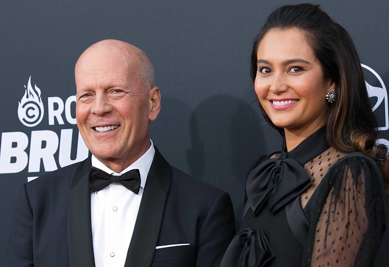 Эмма Хеминг чувствует себя подавленно в годовщину отношений с Брюсом Уиллисом