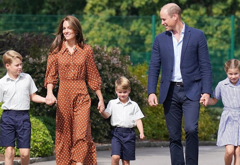 Почему трое детей Кейт Миддлтон не навещали ее в больнице? Рассказываем!