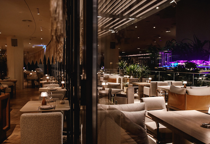 OSH Del Mar: современная кухня центральной Азии с акцентом на рыбу и морепродукты