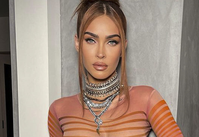 Стало известно, какие пластические операции сделала Меган Фокс