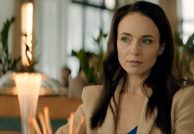 Анна Снаткина, Даниил Воробьёв, Марина Александрова и другие в звездном киноальманахе «Осторожно – любовь»