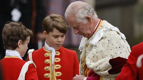 Больше не дедушка: отношения Карла III и принца Джорджа претерпевают изменения