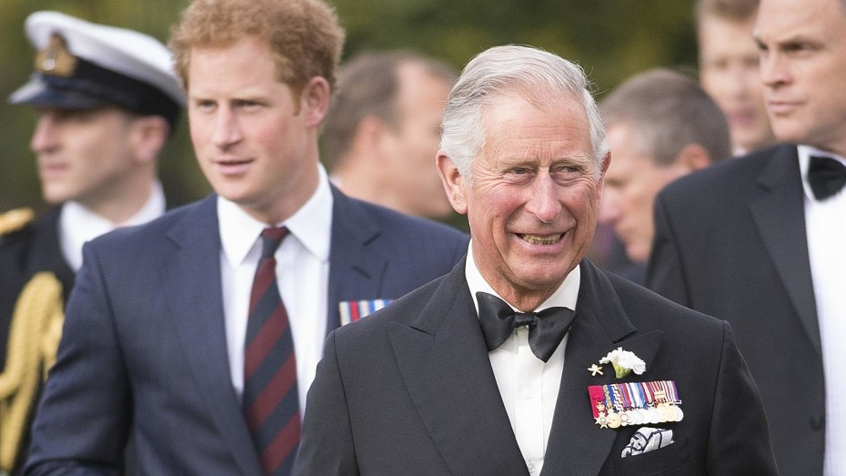 Принц Гарри навестил больного раком отца в Великобритании 