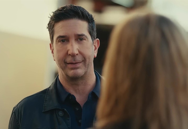 Звезды сериала «Друзья» Дженнифер Энистон и Дэвид Швиммер воссоединились спустя 20 лет в рекламе