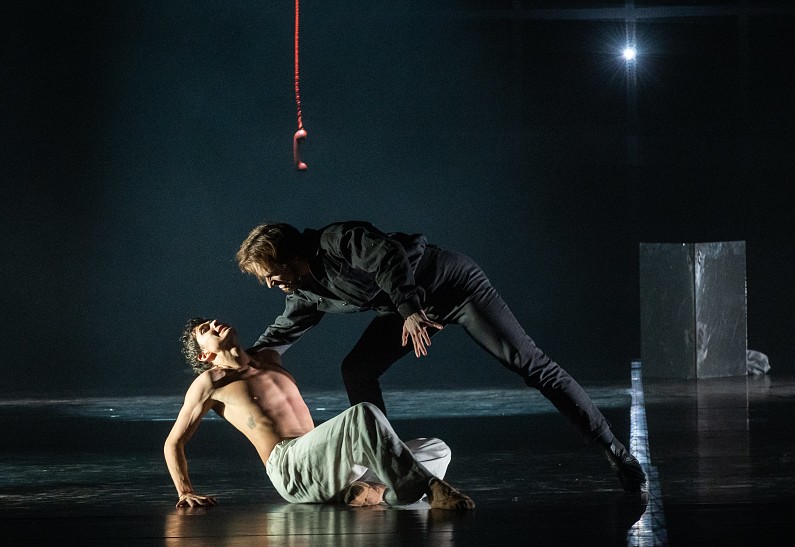 В Crocus City Hall покажут балет-триллер «Личности Миллигана»