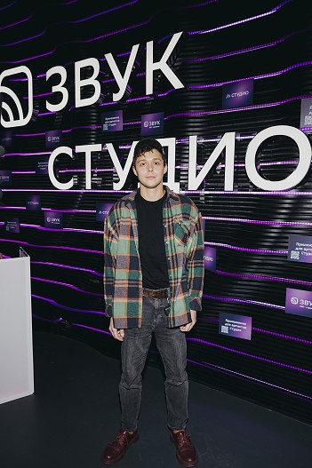 Влад Прохоров