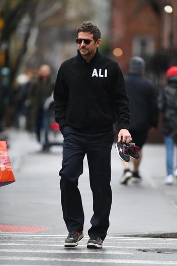 Брэдли Купер