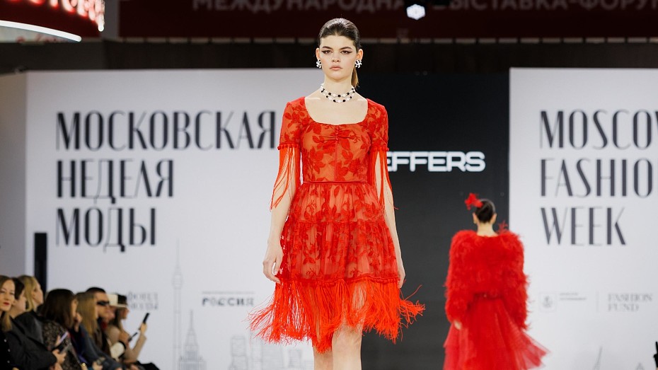 Бренд LEFFERS представил новую коллекцию Modern Carmen в рамках Московской недели моды