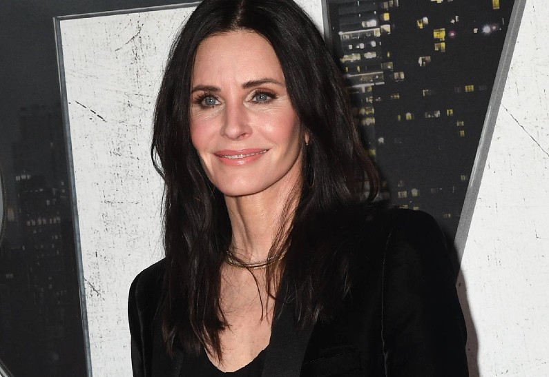 Кортни Кокс и Джонни Макдейд устроили свидание. Фото!