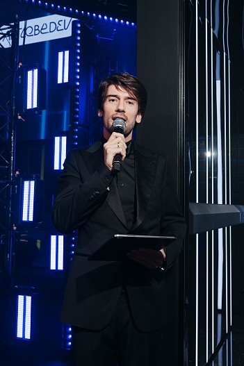 Антон Лаврентьев