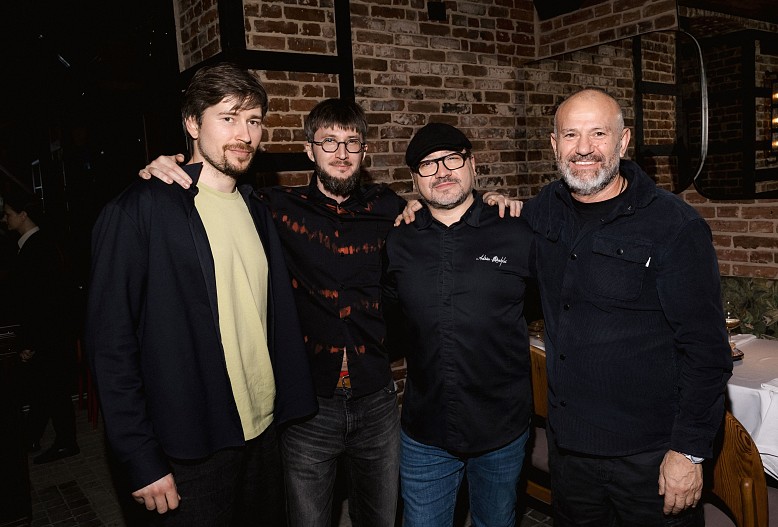 Вениамин Иванов, Дмитрий Романов, Адриан Кетглас и Глен Баллис