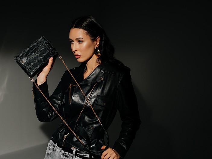 NOCHE ЧЕРНЫЙ КРОКОДИЛ