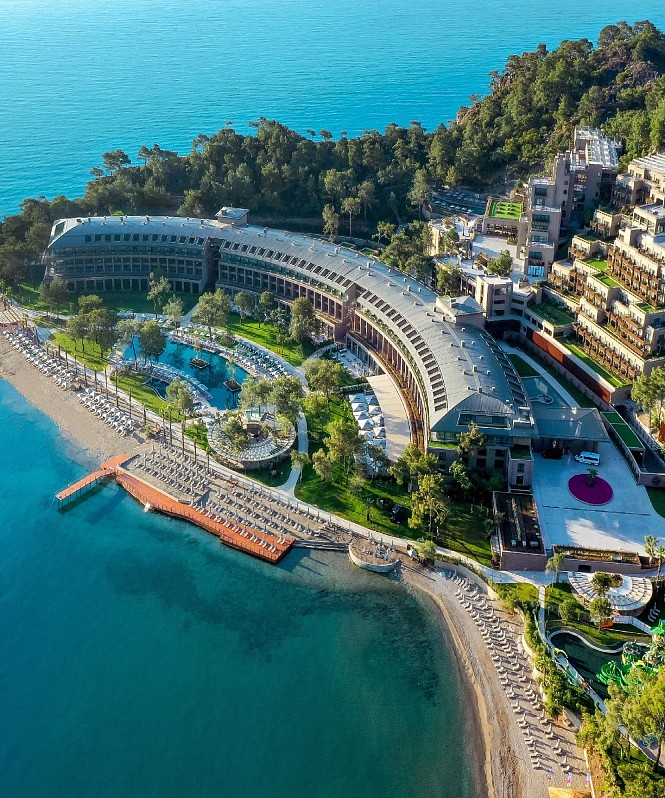 «Крокус Сити Молл» разыгрывает путевку в роскошный турецкий отель