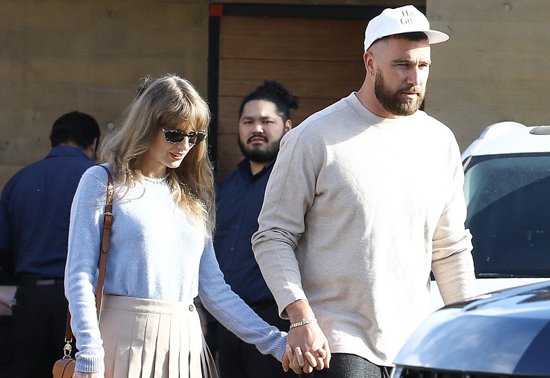 Трэвис Келси поедет в европейский тур с Тейлор Свифт