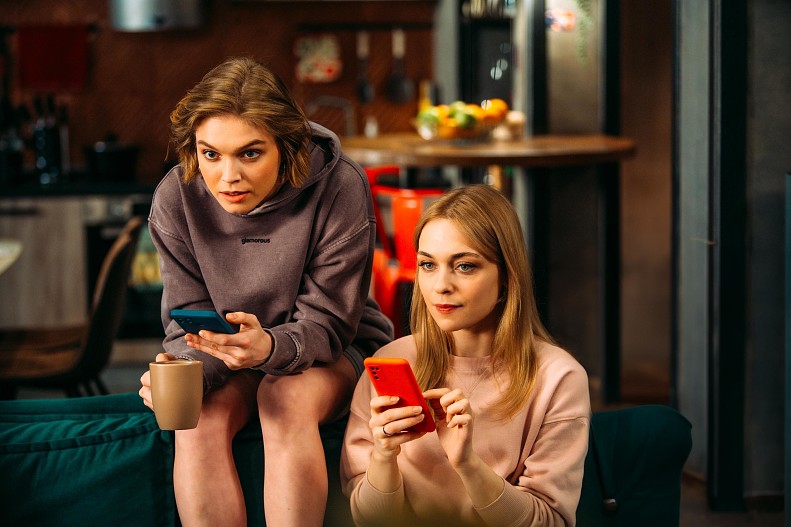 Анастасия Крылова, Алина Дулова