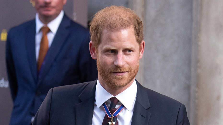 Принца Гарри поддержали лишь два родственника на церемонии в Лондоне 