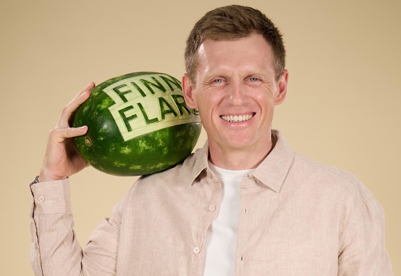 FINN FLARE пригласил друзей на презентацию новой летней коллекции: Юрий Постригай, Анжелика и Кристина Каширины, Иван Жвакин и другие!