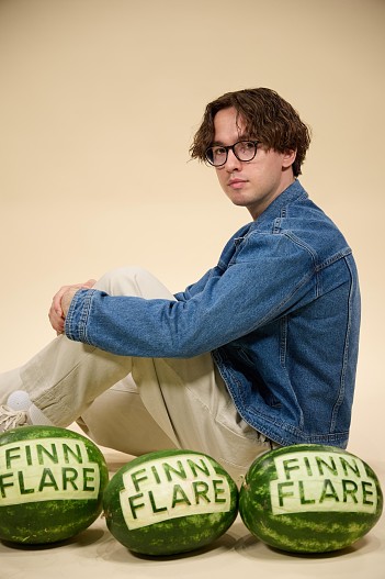 Антон Тарасов