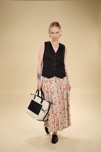 Елена Ушакова