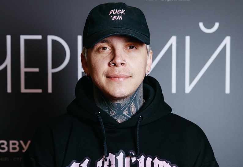 Певец Артём КИД рассказал, как сделал своей девушке предложение