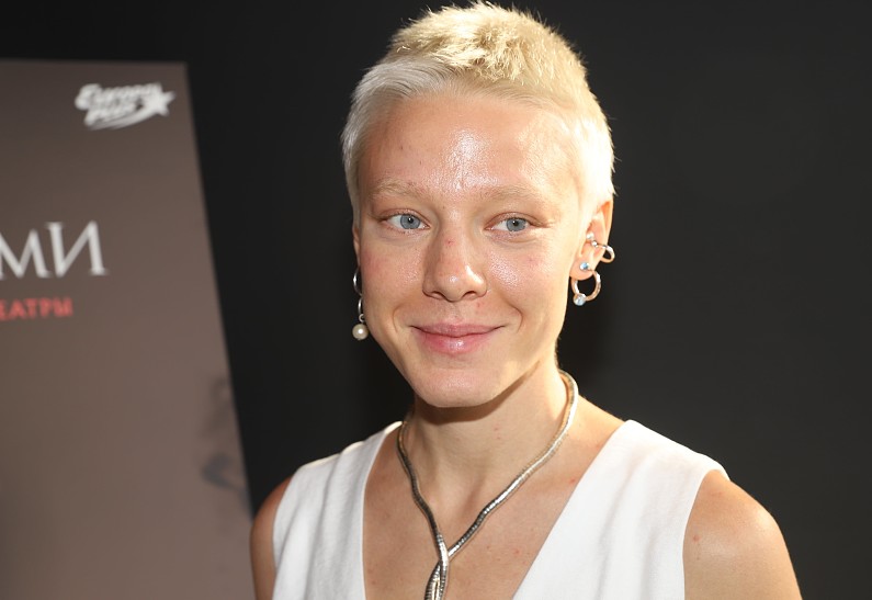 Алёна Михайлова, Лев Зулькарнаев, Екатерина Волкова и другие гости показа аниме-фильма «Унесённые призраками»