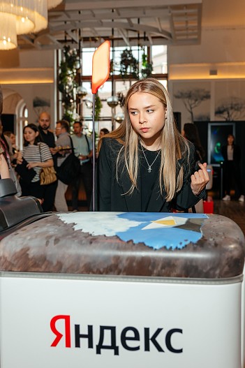 Дарья Барыбина, художник