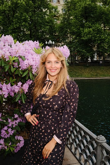 Елена Дудина