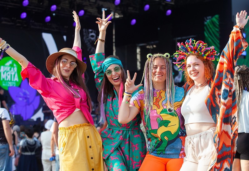 На низком старте: полный гид по фестивалю «Дикая Мята»