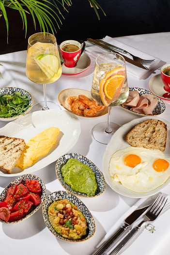 Большой средиземноморский завтрак