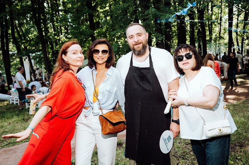 Евгения Попова, Фатима Ибрагимбекова и Максим Ползиков, Этери Левиева