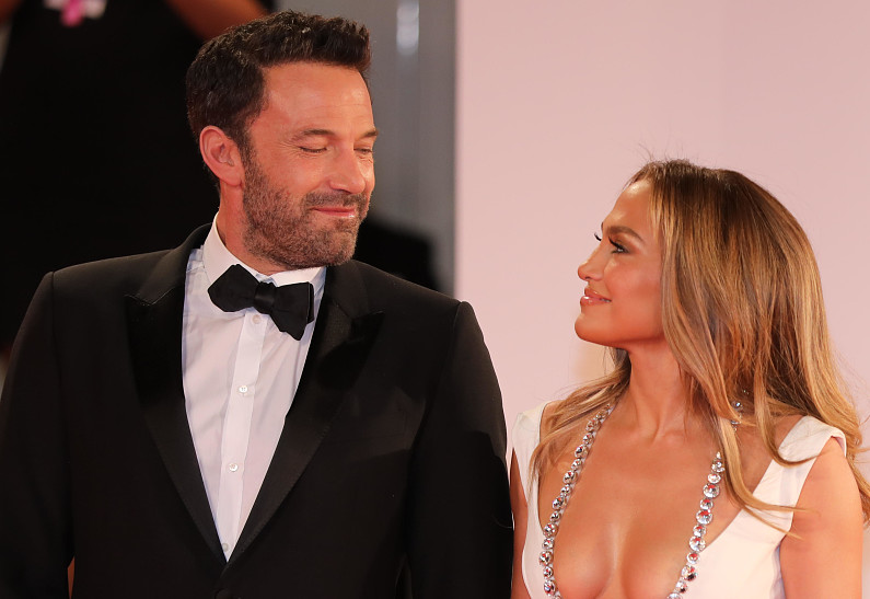 Дженнифер Лопес и Бен Аффлек пытаются спасти свой брак. И вот каким образом!