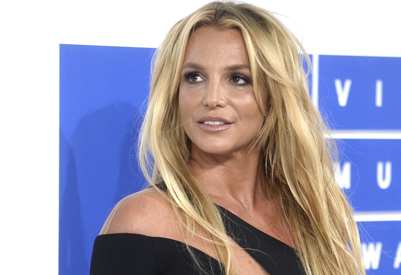 «Чувствую себя оскорбленной и униженной»: Бритни Спирс обвинила молодую звезду в плагиате