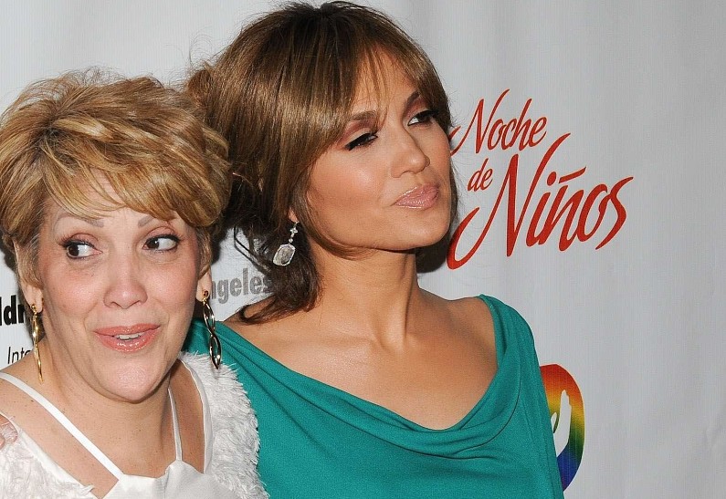 Мама Дженнифер Лопес настаивает на разводе дочери с Беном Аффлеком