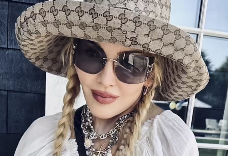 Мадонна устроила веселую вечеринку в честь дня рождения своих 12-летних близнецов