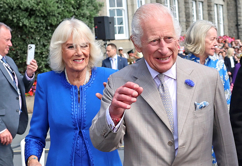 Карл III и королева Камилла сделают важный шаг в день рождения Меган Маркл