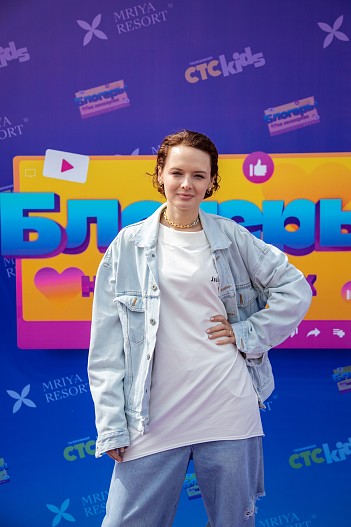 Инна Комбарова