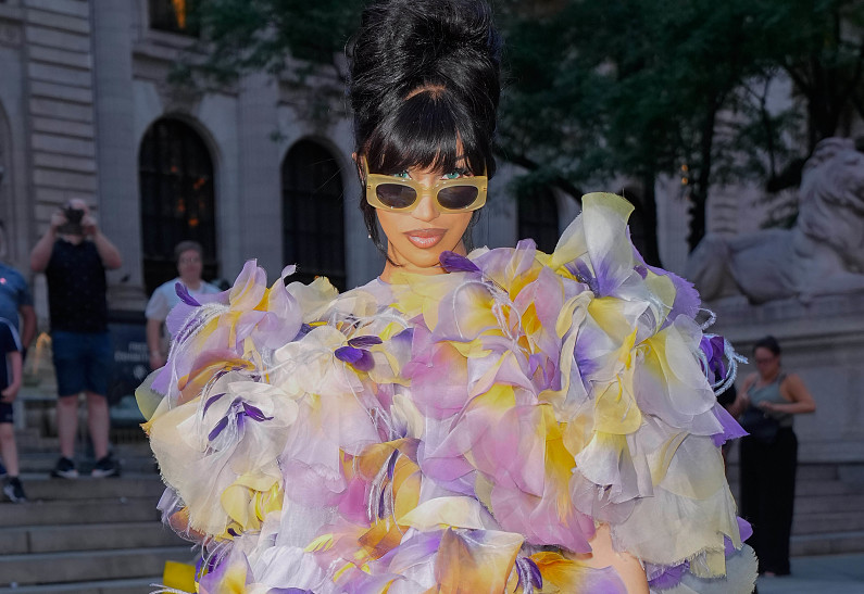 Беременная Карди Би рассказала об ужасном инциденте, который едва не привел к выкидышу