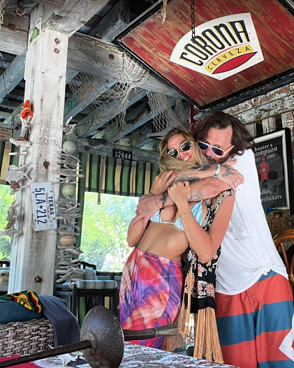 Юлия Власова и Джонни Депп