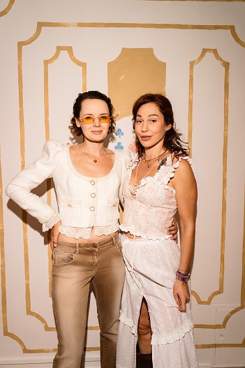 Инна Комбарова, Евгения Линович