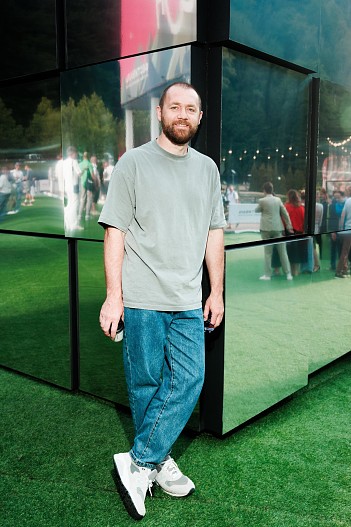 Денис Шведов