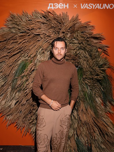 Сергей Сухов