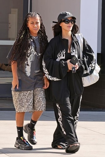 Норт Уэст и Ким Кардашьян